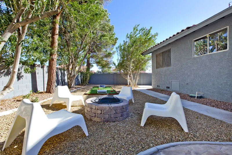 Canyonside Retreat — photo 18 of 19
