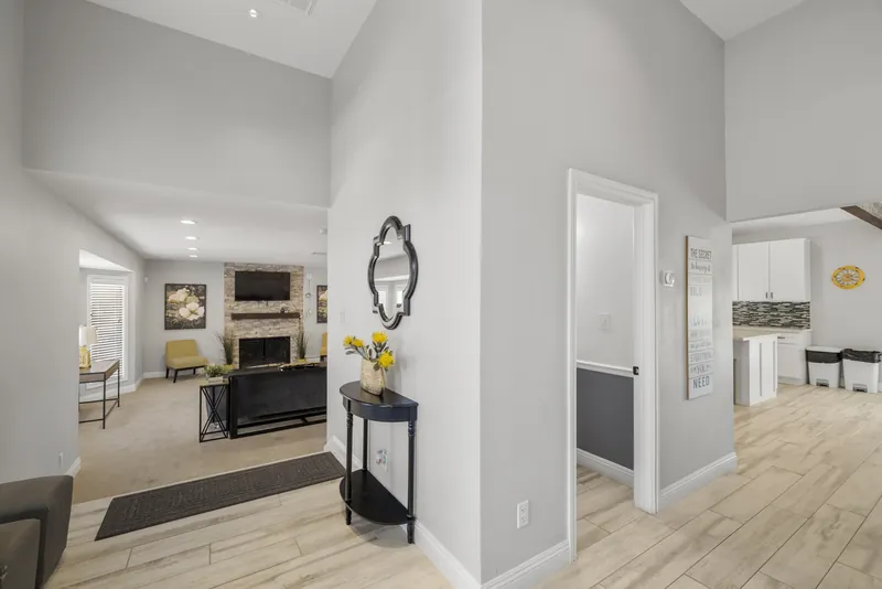 4 Bedroom Mansion w/ Amazing Backyard Pool! — photo 28 of 39