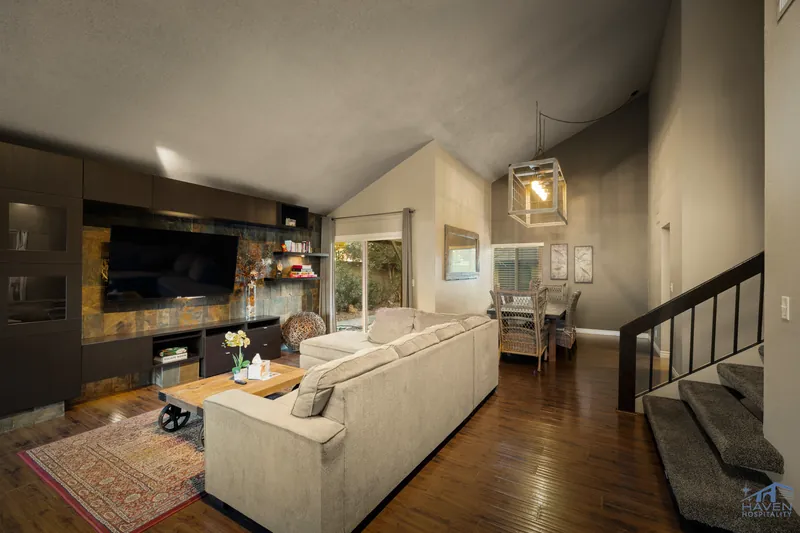 Cedar Dusk Lodge — Las Vegas vacation rental