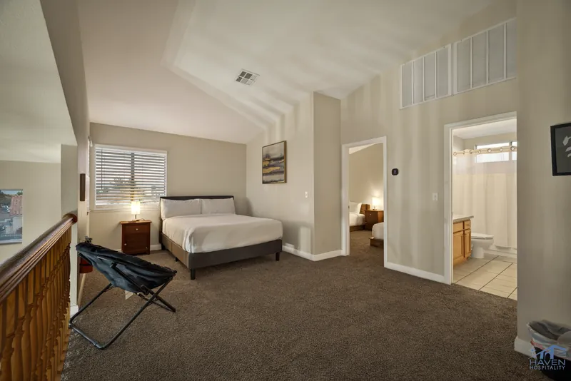 Desert Retreat — photo 10 of 26