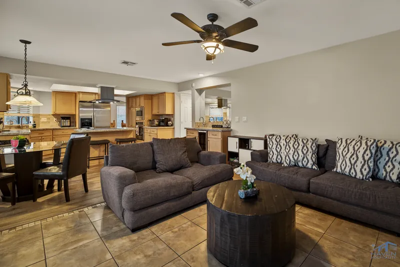 Desert Retreat — photo 26 of 26