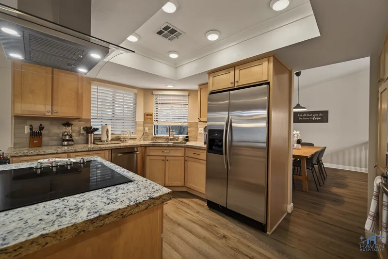 Desert Retreat — photo 6 of 26