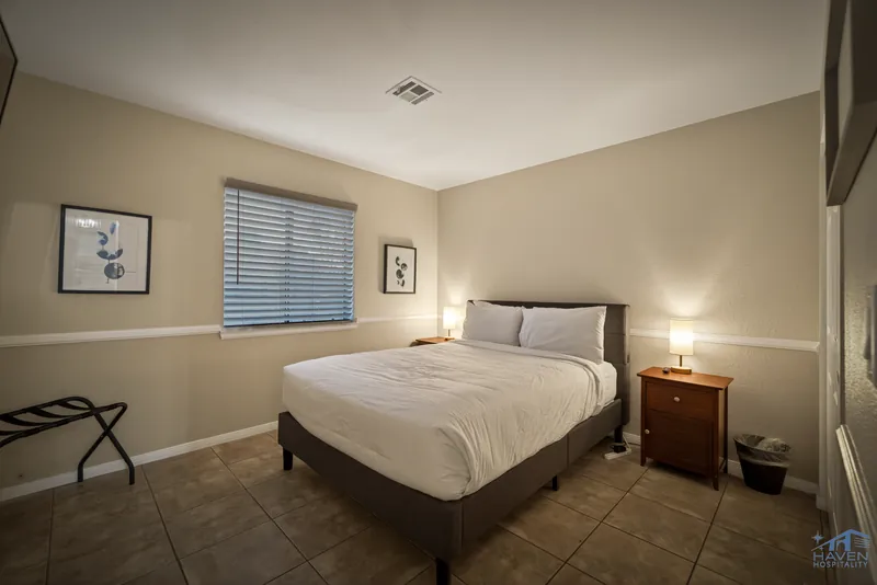 Desert Retreat — photo 7 of 26