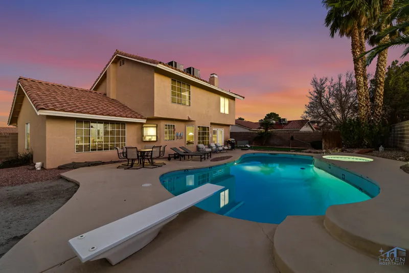 Desert Retreat — photo 18 of 26