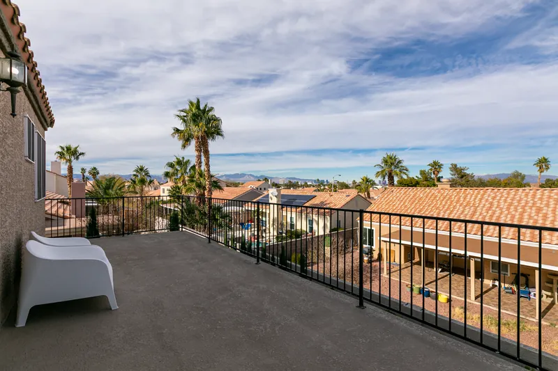 Hendersonhype — photo 25 of 25