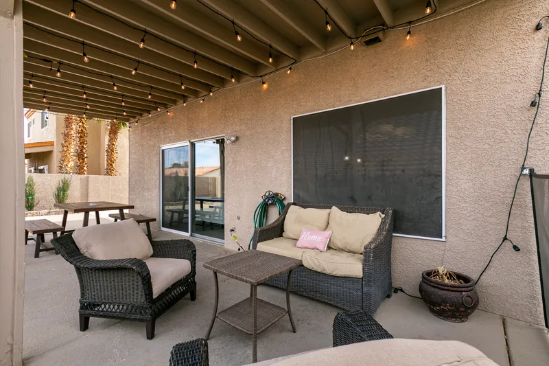 Hendersonhype — photo 24 of 25