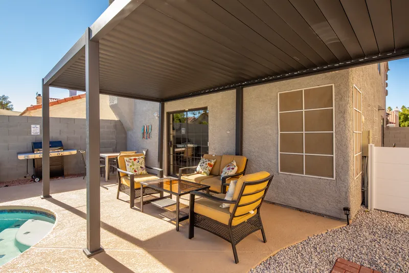 Lotuslaguna — photo 25 of 36