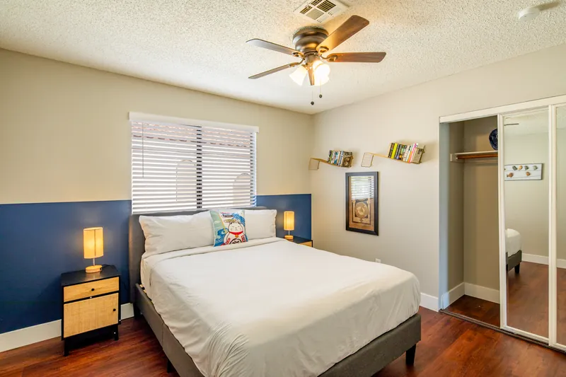 Lotuslaguna — photo 20 of 36