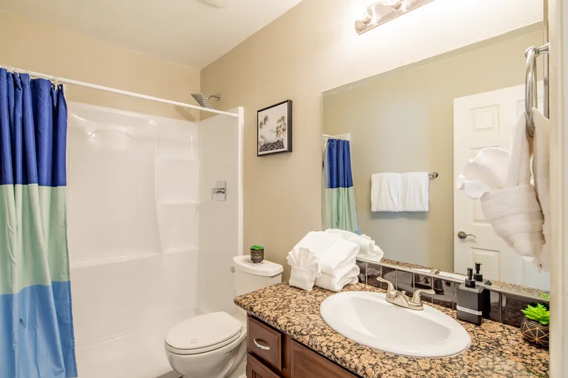 Lotuslaguna — photo 21 of 36