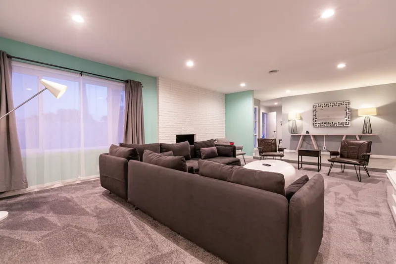 Mid-Mod Joy — photo 14 of 35