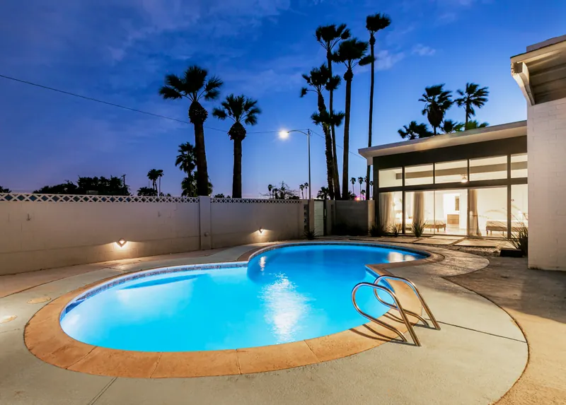 Mid-Mod Joy — photo 7 of 35