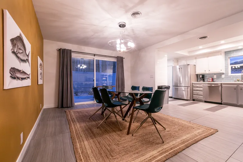 Mid-Mod Joy — photo 16 of 35