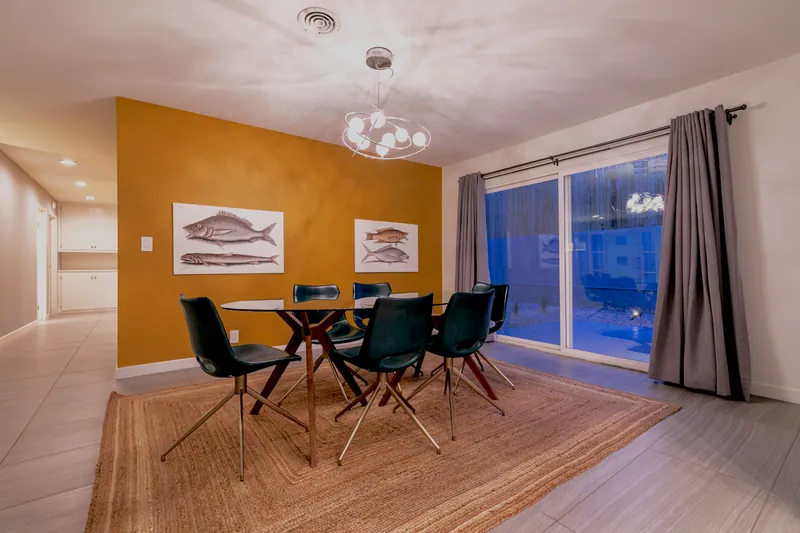 Mid-Mod Joy — photo 15 of 35