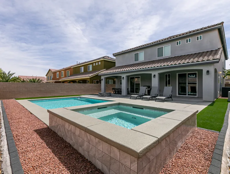 North Vegas Estate — photo 3 of 40