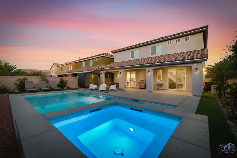 North Vegas Estate — photo 31 of 40