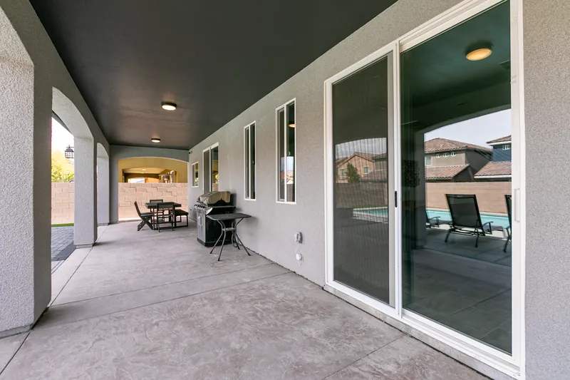 North Vegas Estate — photo 21 of 40