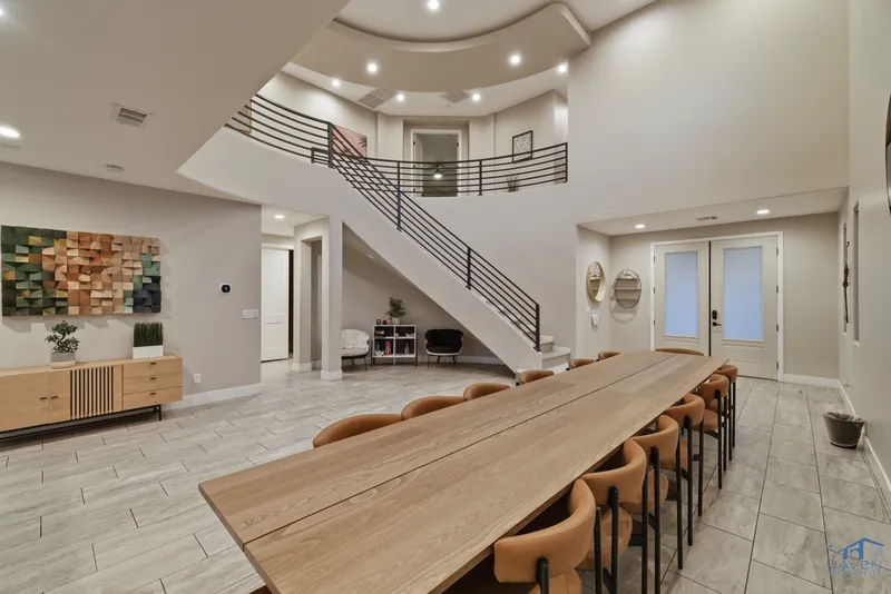 North Vegas Estate — photo 34 of 40