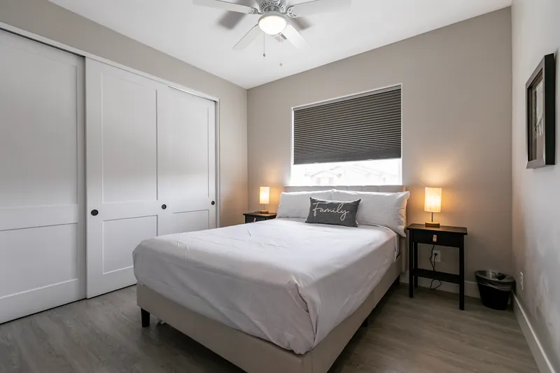 North Vegas Estate — photo 19 of 40