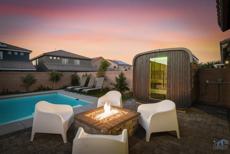 North Vegas Estate — photo 28 of 40