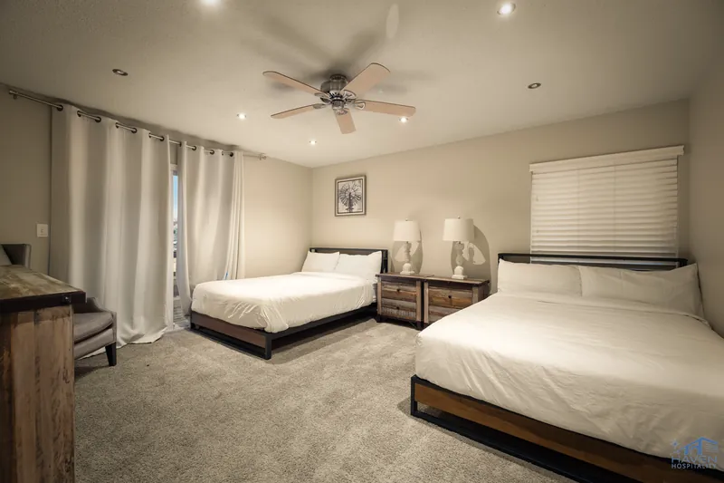 Rustic Retreat — photo 11 of 30