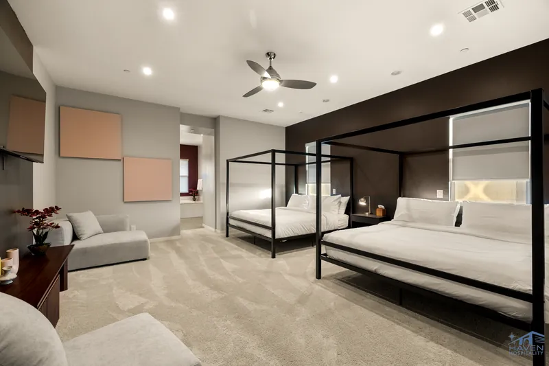 Silveradoluxe — photo 46 of 46