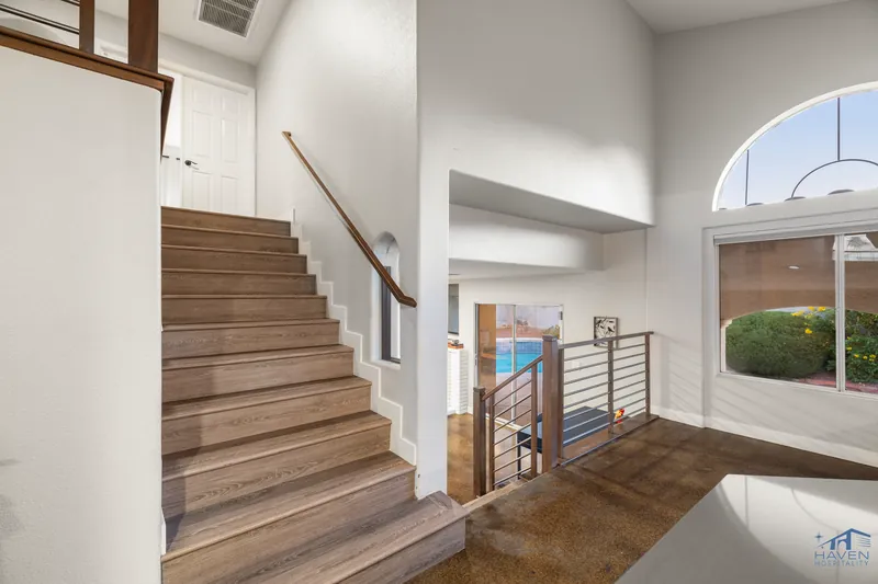 Stella Ridge — photo 9 of 61