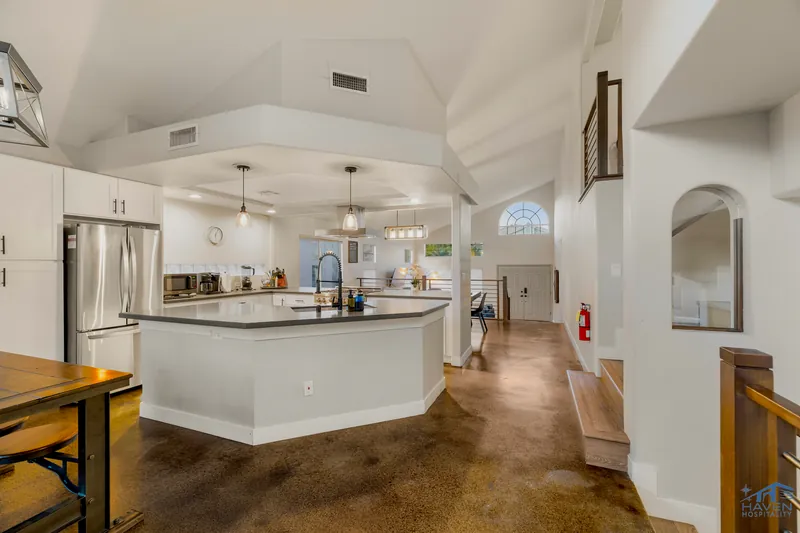 Stella Ridge — photo 4 of 61