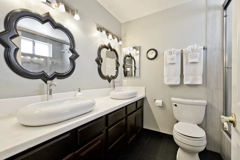 The Outback Modern — photo 13 of 19